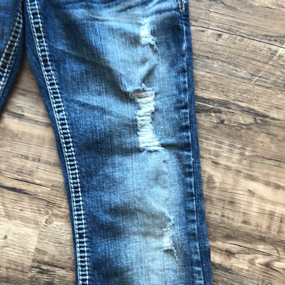Silver Tuesday low bootcut 26/28” distressed jeans - Picture 5 of 16
